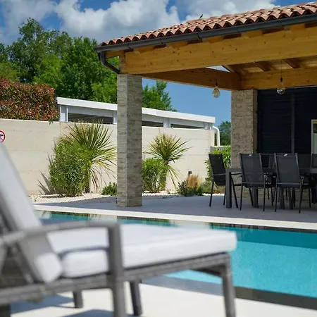 Istra Relax Smaragd By Istrialux * Rebici